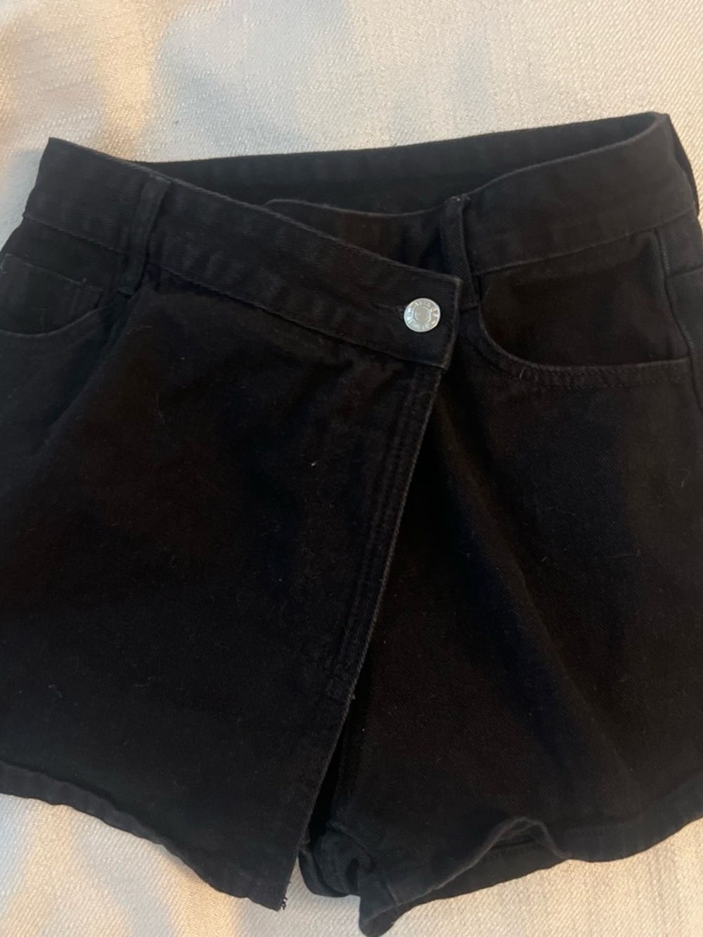 SHEIN Black High-Waist Split-Front Skort Shorts